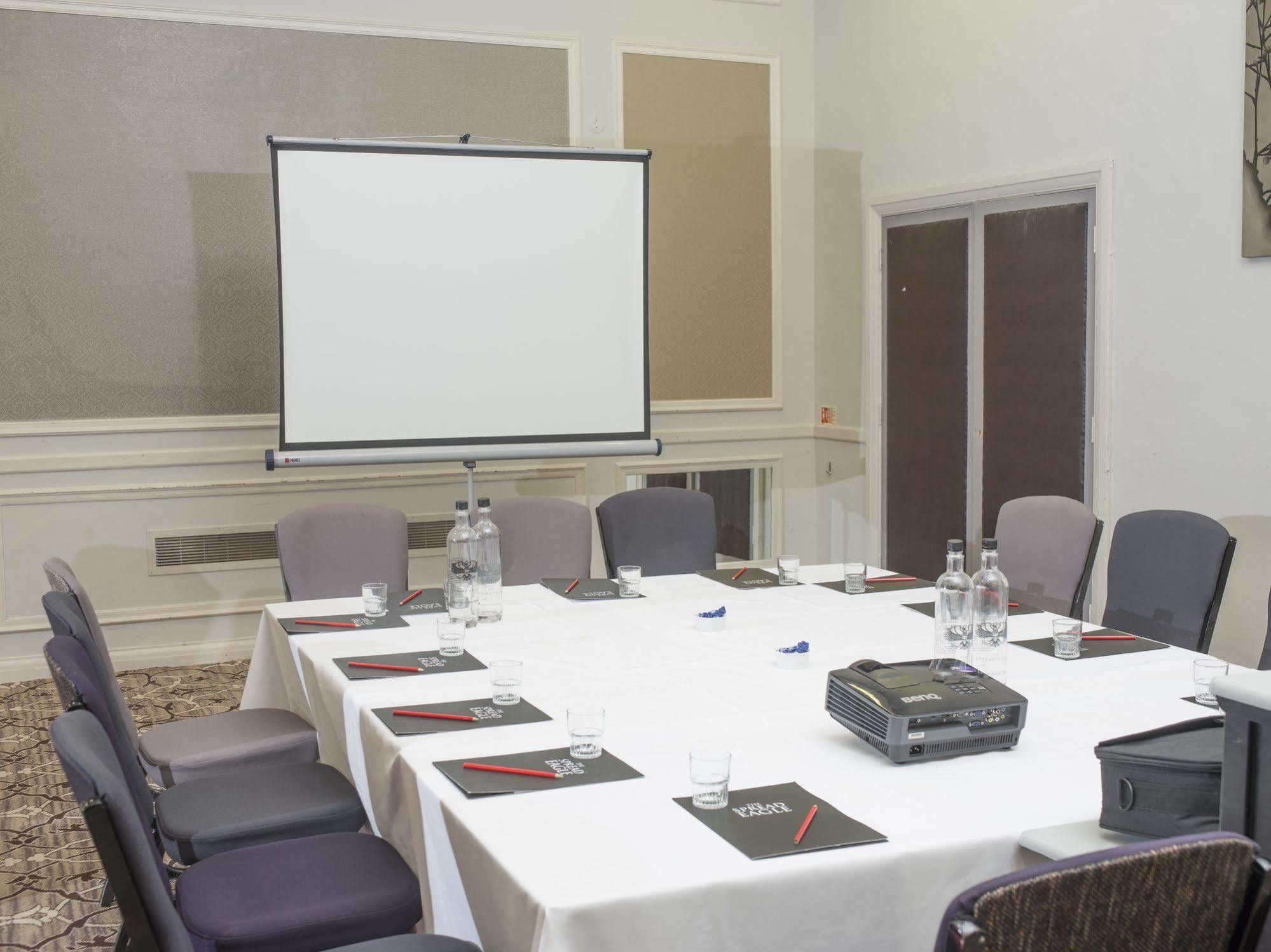 The Spread Eagle Hotel Thame Εξωτερικό φωτογραφία