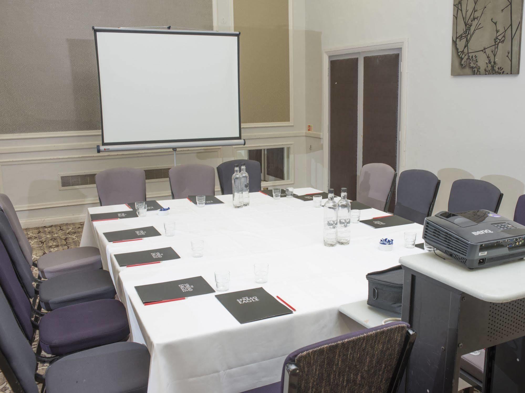 The Spread Eagle Hotel Thame Εξωτερικό φωτογραφία
